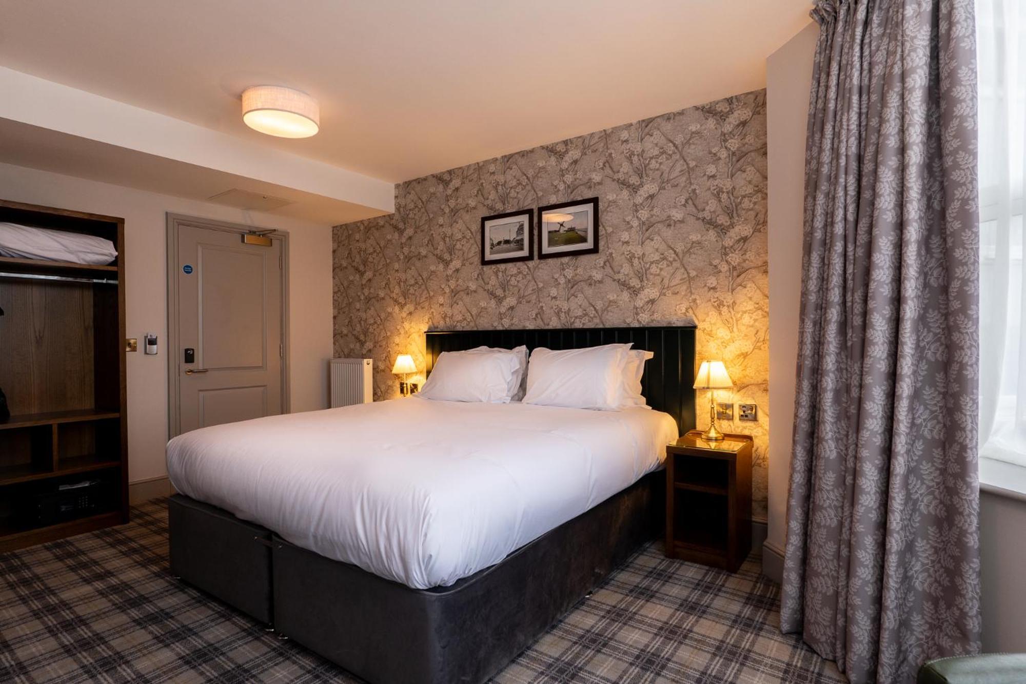 Hotel Offshore - The Collection Group 3*
