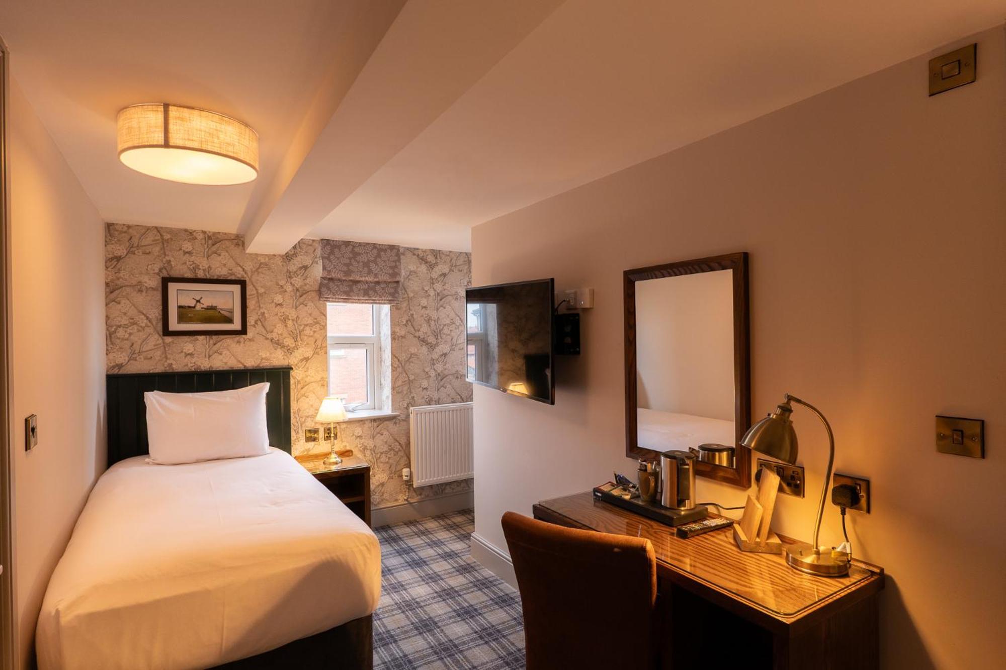 Hotel Offshore - The Collection Group 3*